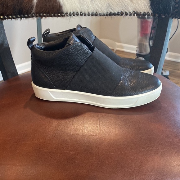 black ECCO Soft 8 band low-top sneakers - Picture 3 of 7